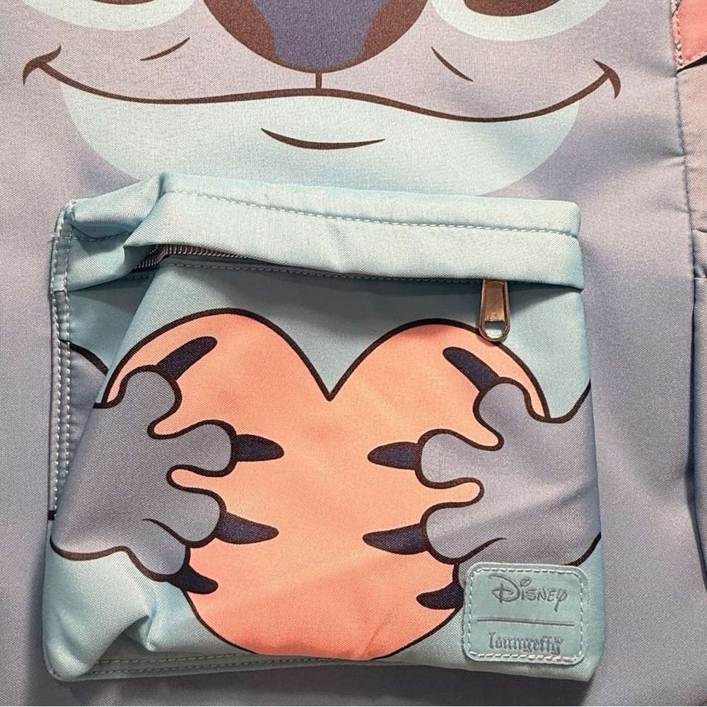 NWT Disney Loungefly Lilo & Stitch Clutching Heart Backpack Full Size Cosplay - Picture 3 of 8